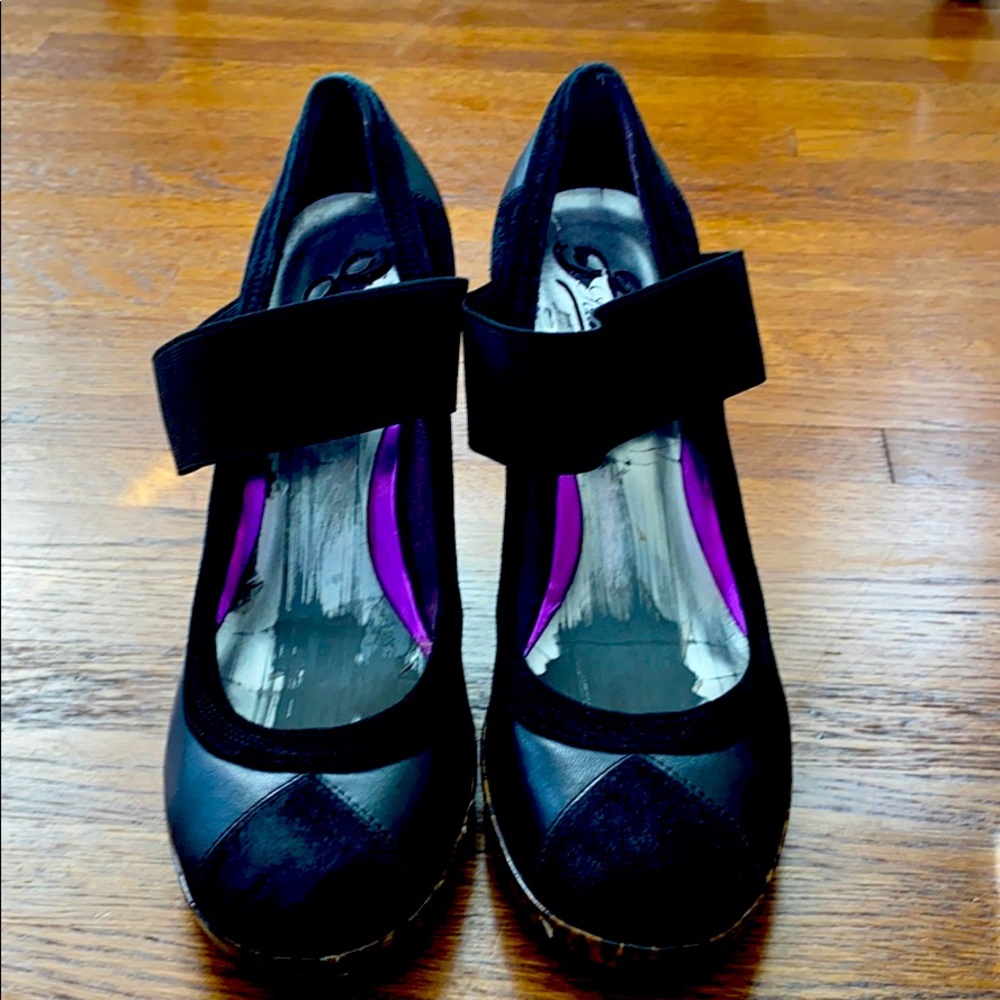 Poetic License Mary Jane leopard heels 🐆